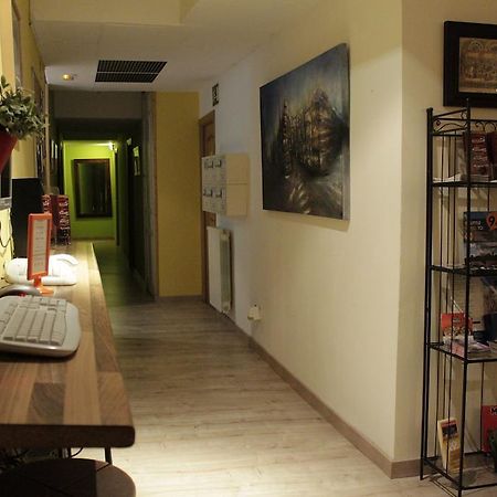 Los Amigos Hostel مدريد المظهر الخارجي الصورة