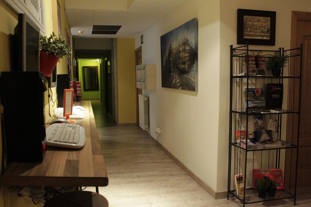 Los Amigos Hostel مدريد المظهر الخارجي الصورة