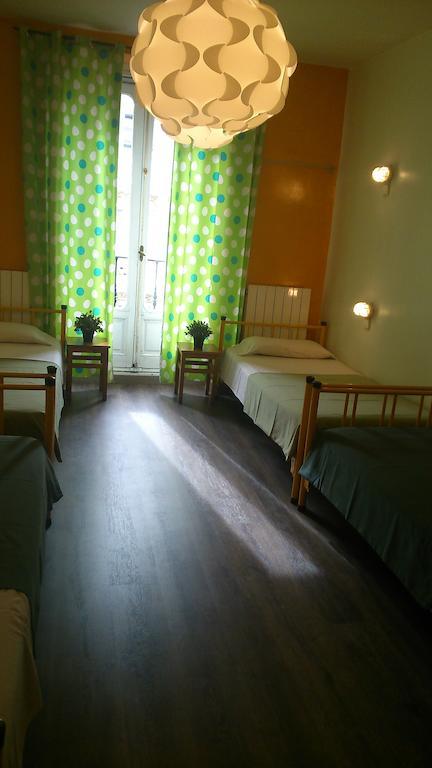 Los Amigos Hostel مدريد الغرفة الصورة